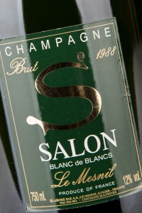 SALON sampanai